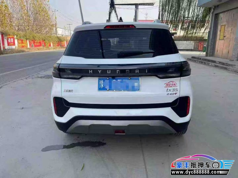 23年现代ix35轿车抵押车出售