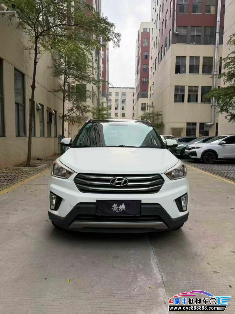 抵押车出售17年现代ix25轿车