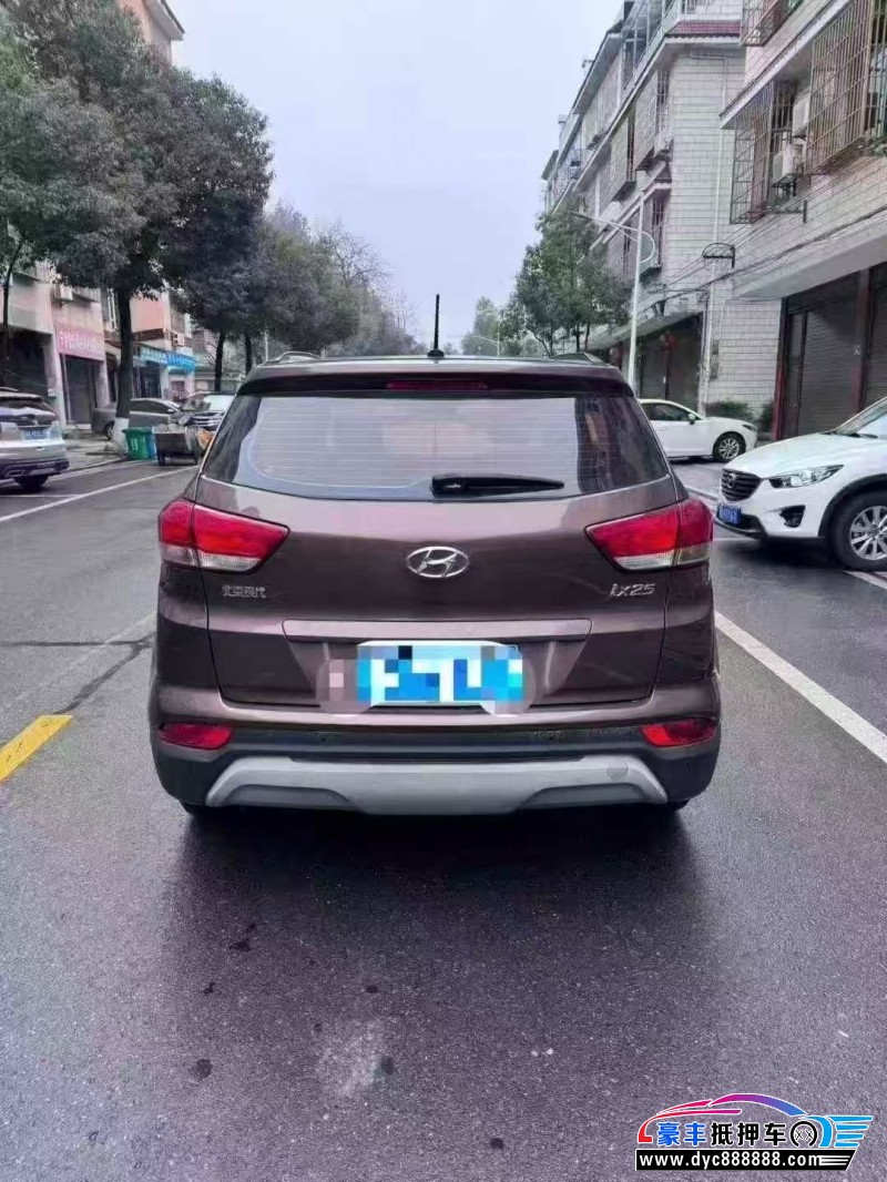 19年现代ix25轿车抵押车出售