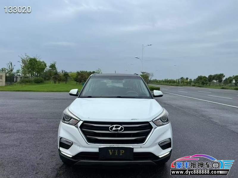 抵押车出售18年现代ix25轿车