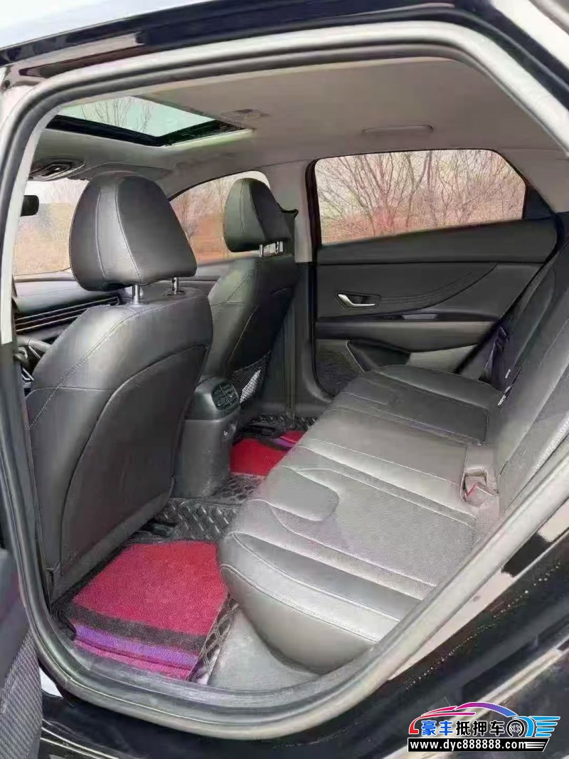 22年现代伊兰特轿车抵押车出售