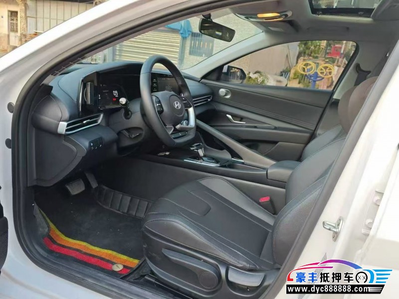 24年现代伊兰特轿车抵押车出售