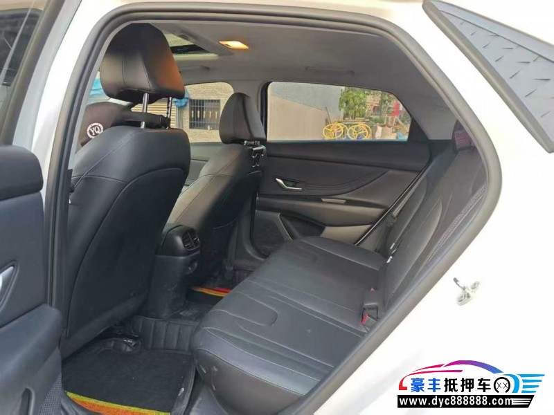 24年现代伊兰特轿车抵押车出售