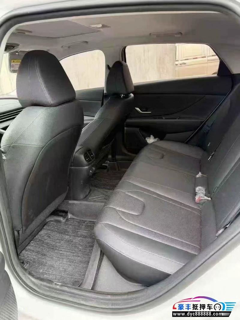 24年现代伊兰特轿车抵押车出售