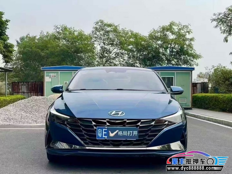 抵押车出售23年现代伊兰特轿车