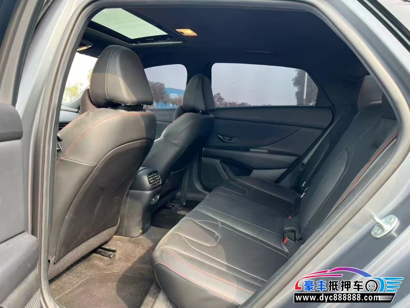 24年现代伊兰特轿车抵押车出售