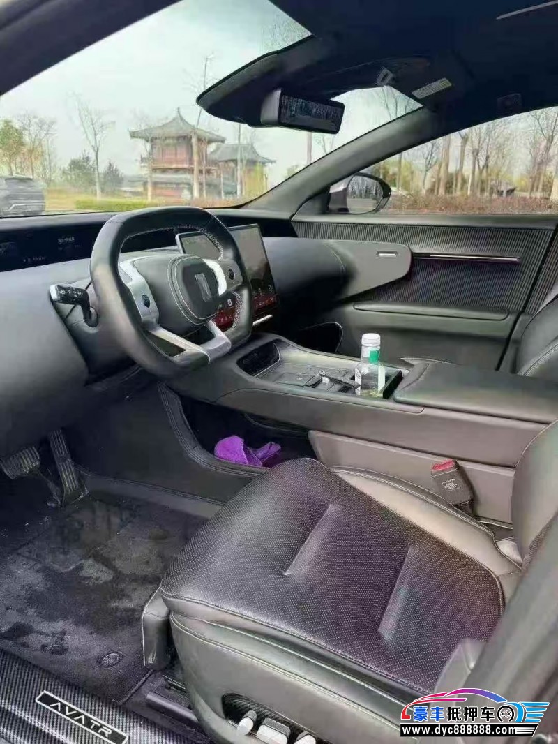 24年阿维塔12轿车抵押车出售