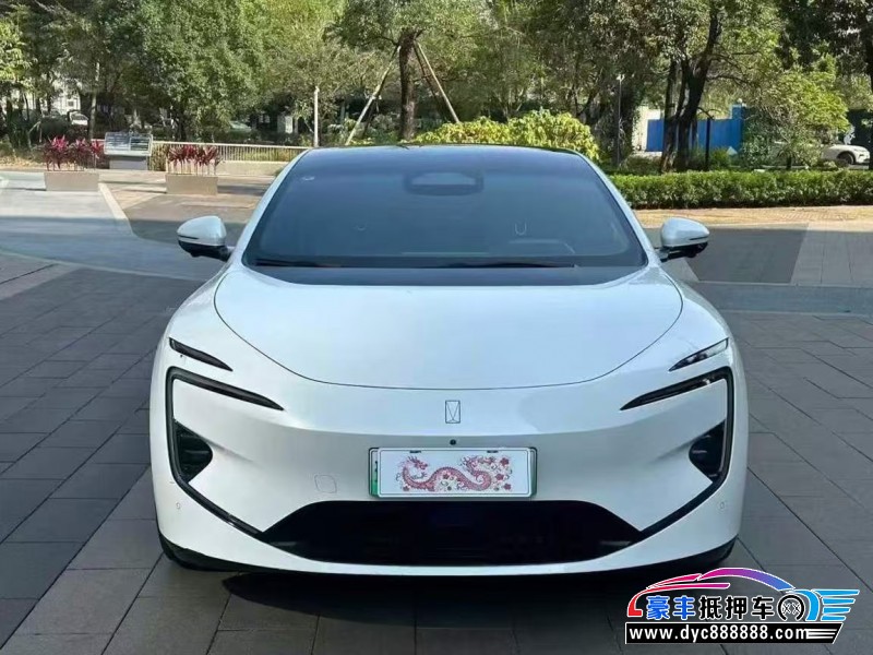 抵押车出售24年阿维塔12轿车