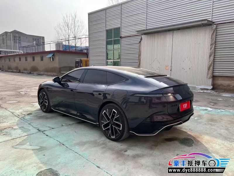 24年阿维塔12轿车抵押车出售