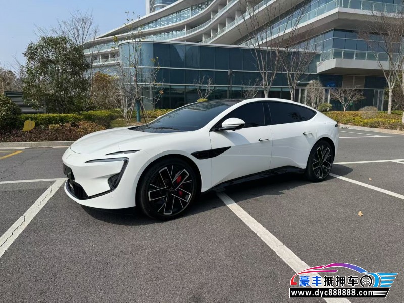 24年阿维塔12轿车抵押车出售