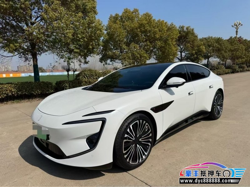 25年阿维塔12轿车抵押车出售