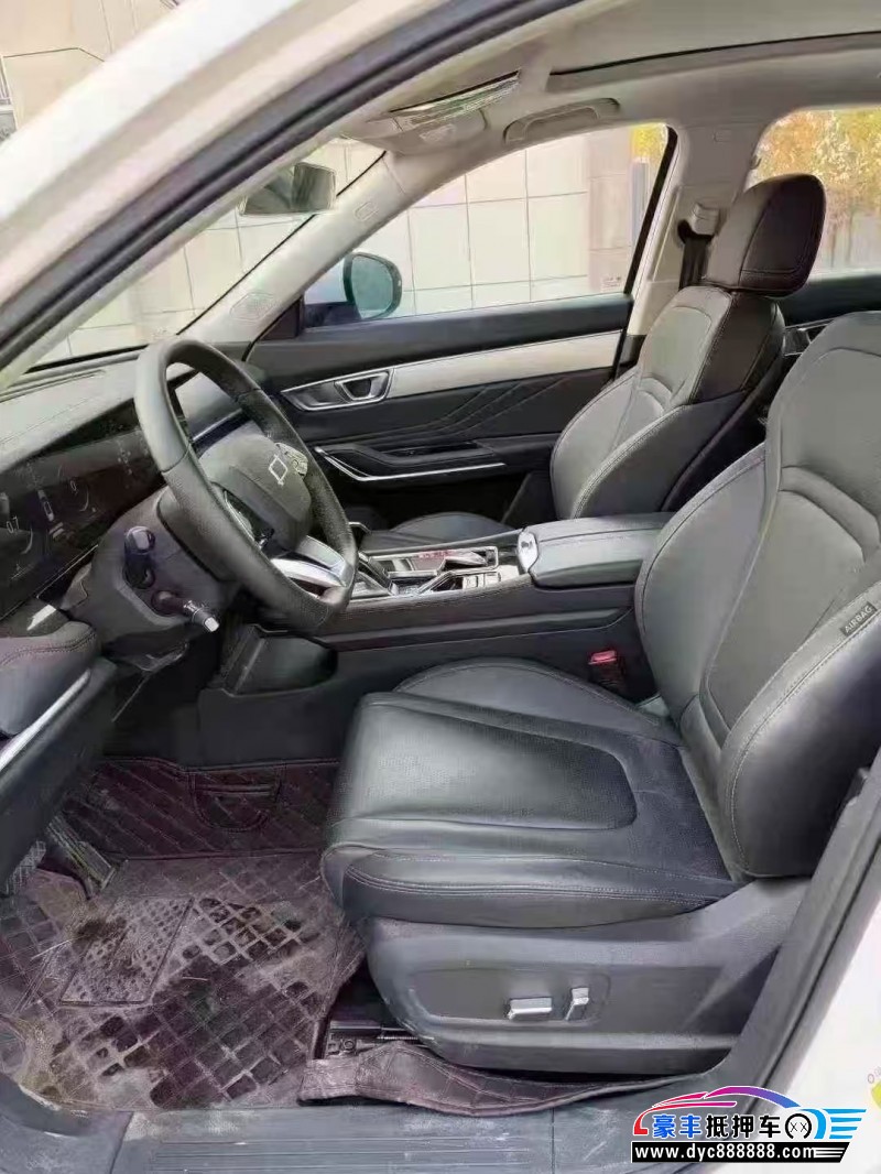 24年奔腾T99轿车抵押车出售