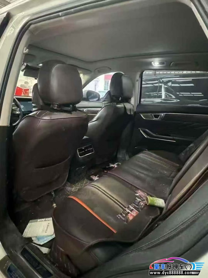 20年奔腾T99轿车抵押车出售