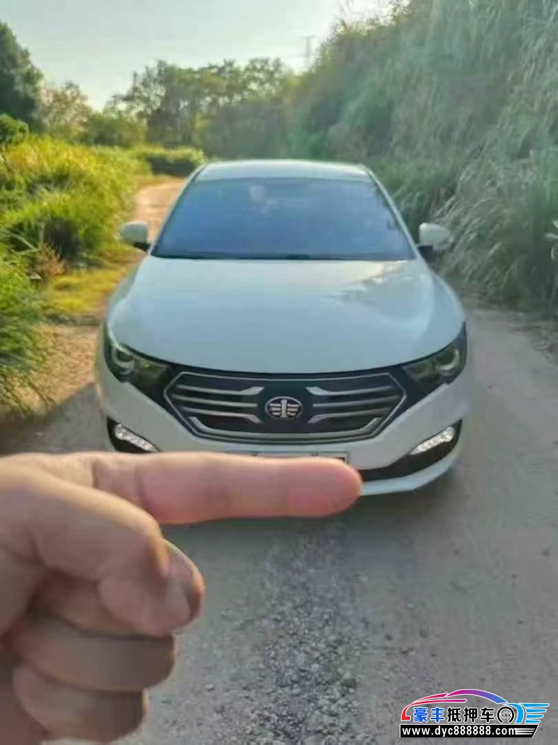 抵押车出售22年奔腾B30轿车