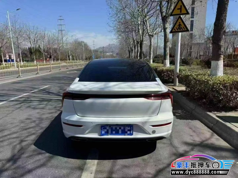 22年奔腾B30轿车抵押车出售