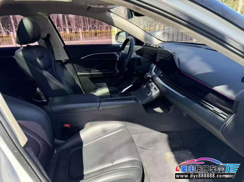 22年奔腾B30轿车抵押车出售