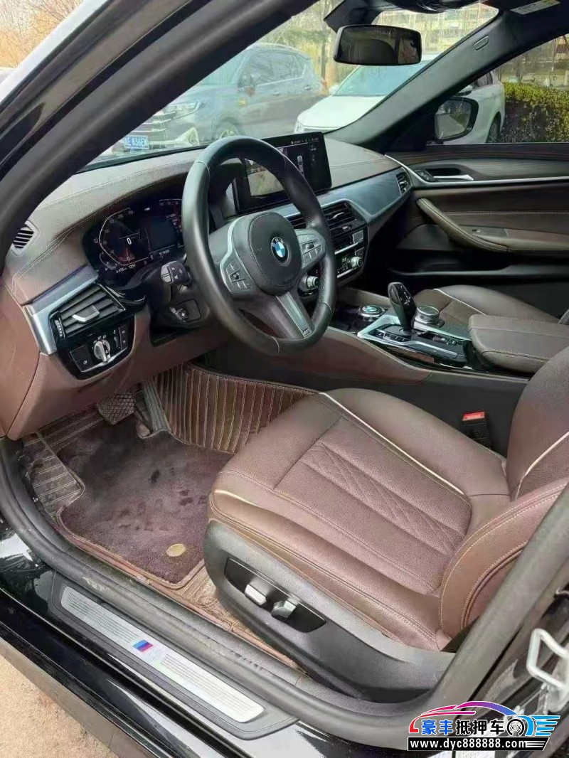 24年宝马5系轿车抵押车出售