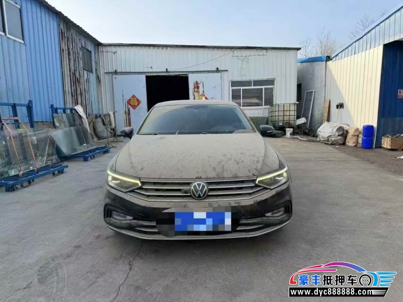 抵押车出售21年大众迈腾轿车