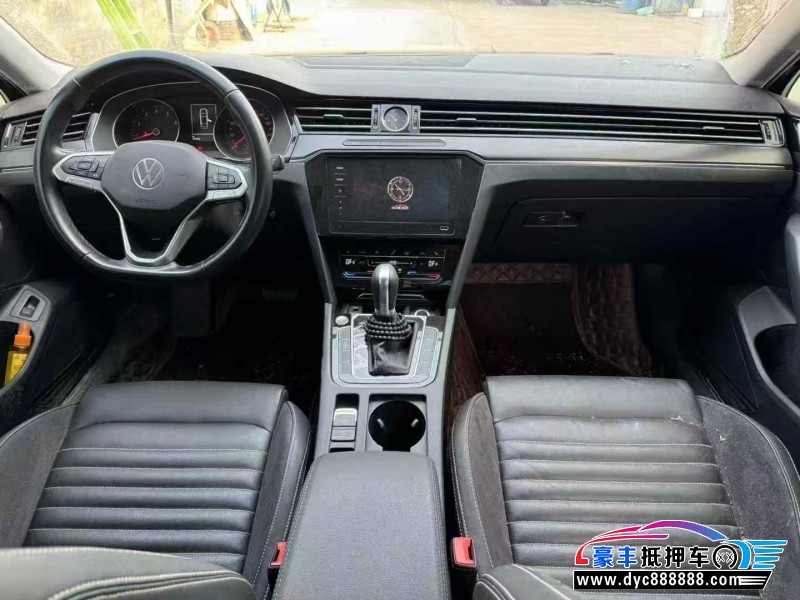 21年大众迈腾轿车抵押车出售