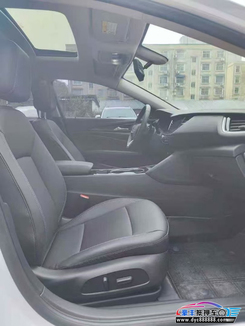 25年别克君威轿车抵押车出售