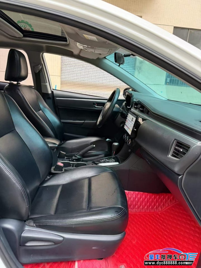 17年丰田雷凌轿车抵押车出售