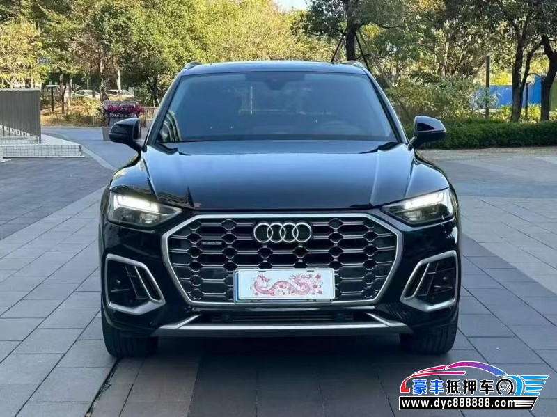 抵押车出售24年奥迪Q5轿车