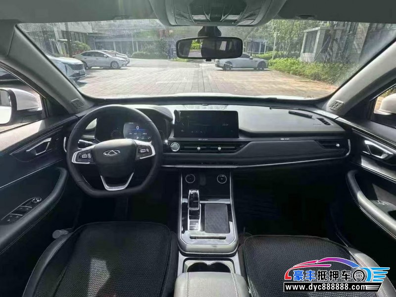 24年奇瑞瑞虎8轿车抵押车出售