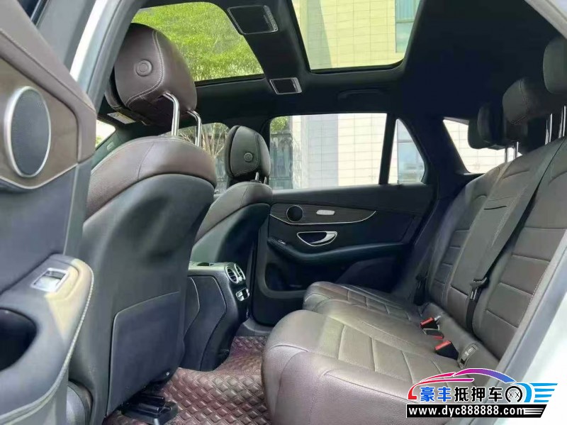 21年奔驰GLC轿车抵押车出售