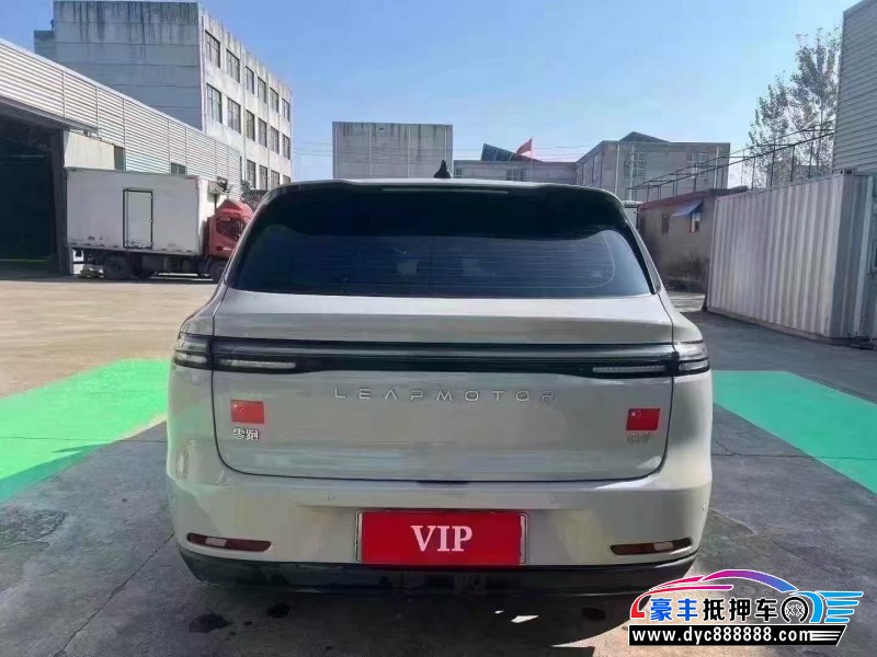 24年零跑C10轿车抵押车出售