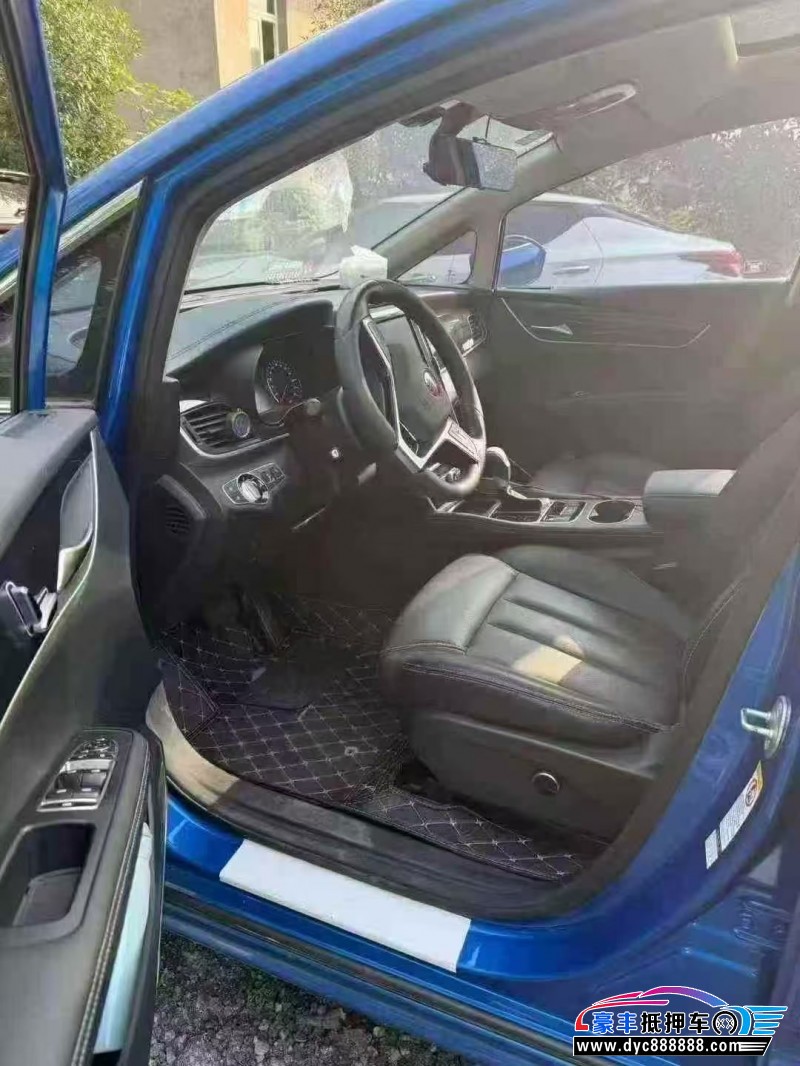 18年比亚迪宋轿车抵押车出售