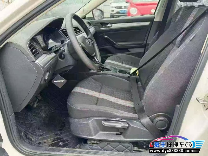 19年大众凌渡轿车抵押车出售