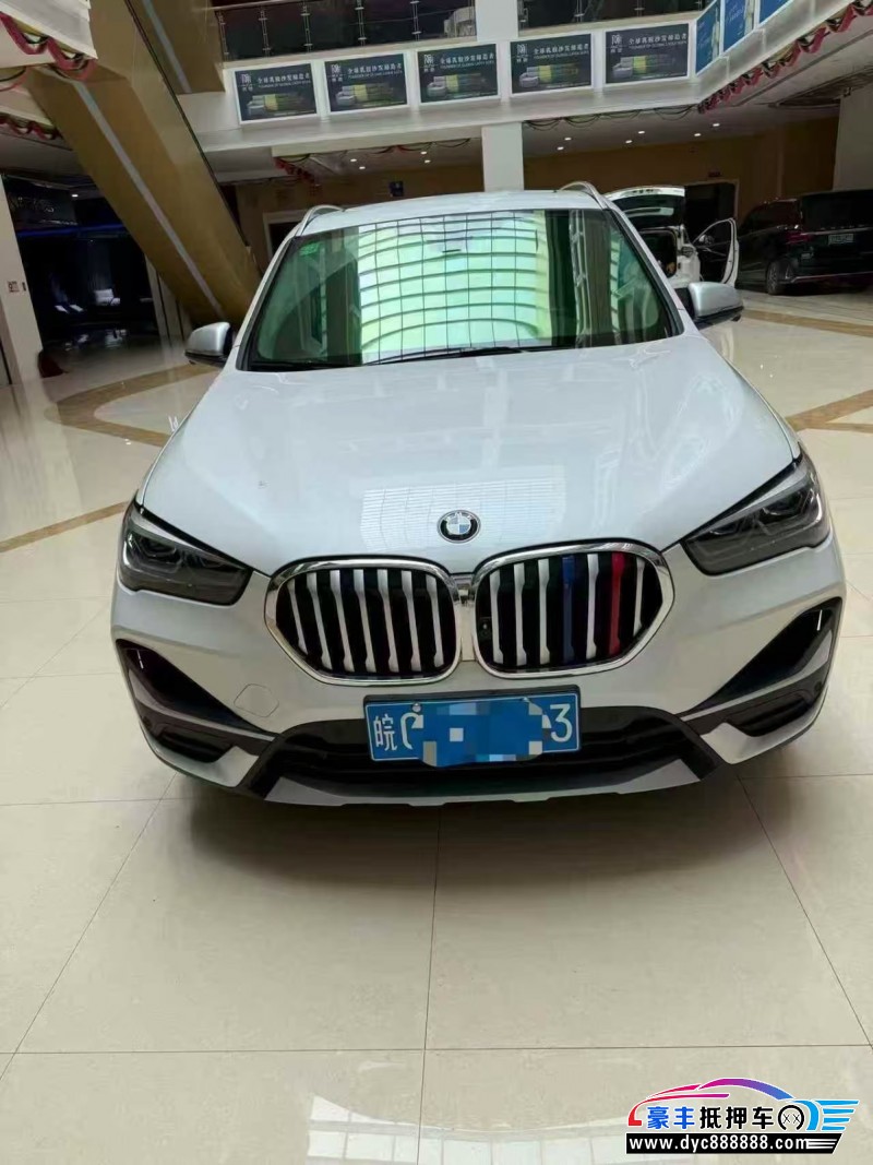 抵押车出售22年宝马X1轿车