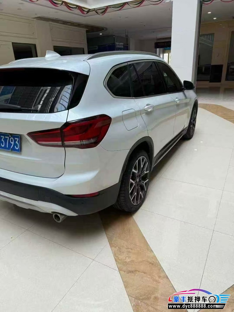 22年宝马X1轿车抵押车出售