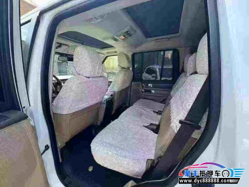 16年路虎发现4轿车抵押车出售