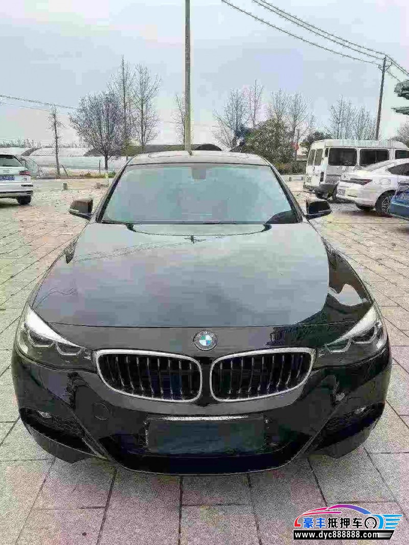 20年宝马3系轿车抵押车出售