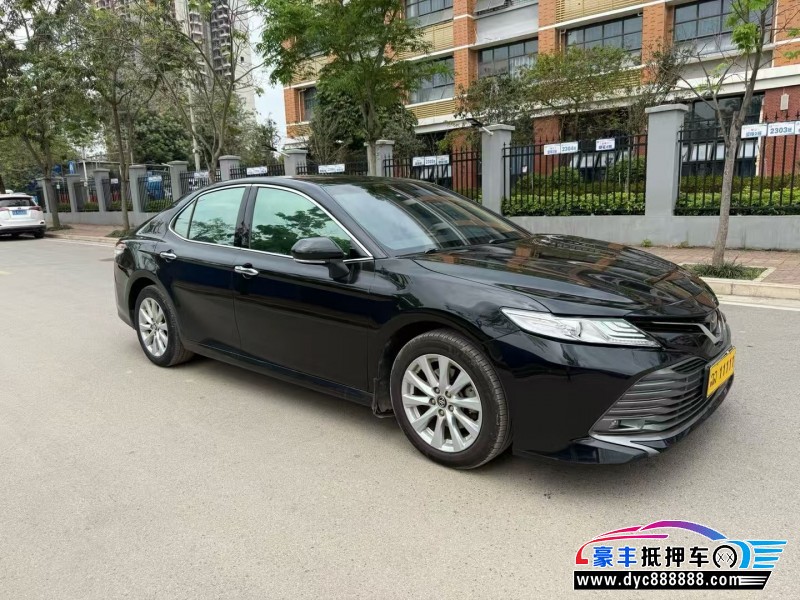 19年丰田凯美瑞轿车抵押车出售