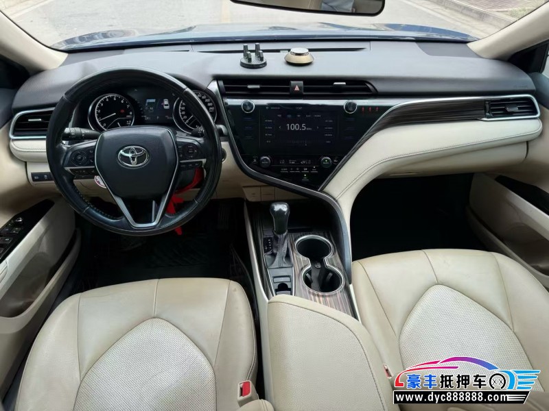 19年丰田凯美瑞轿车抵押车出售