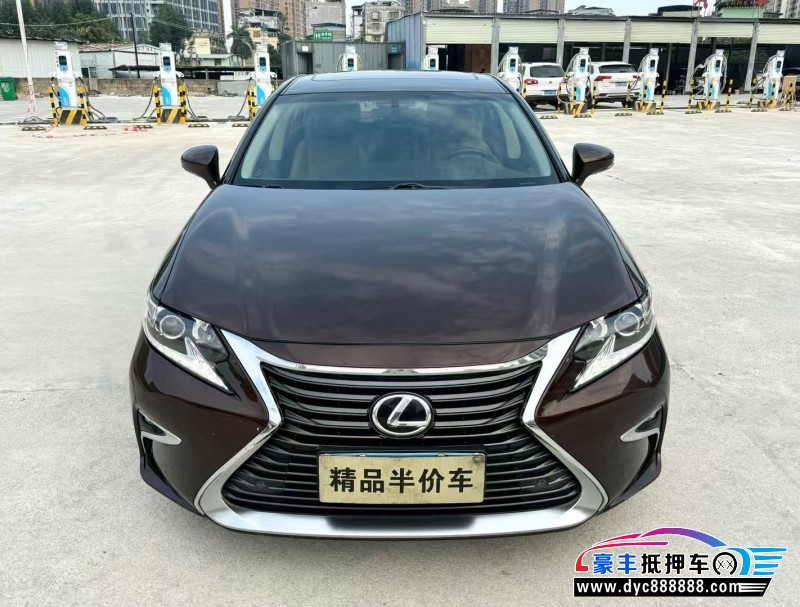 17年雷克萨斯ES轿车抵押车出售