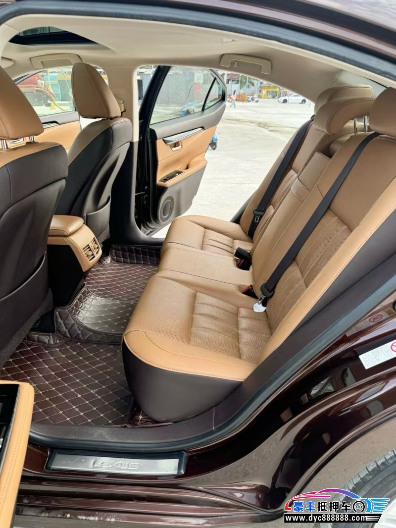 17年雷克萨斯ES轿车抵押车出售