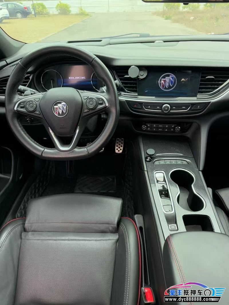 22年别克君威轿车抵押车出售