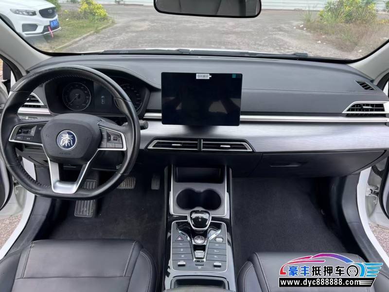 23年比亚迪秦轿车抵押车出售