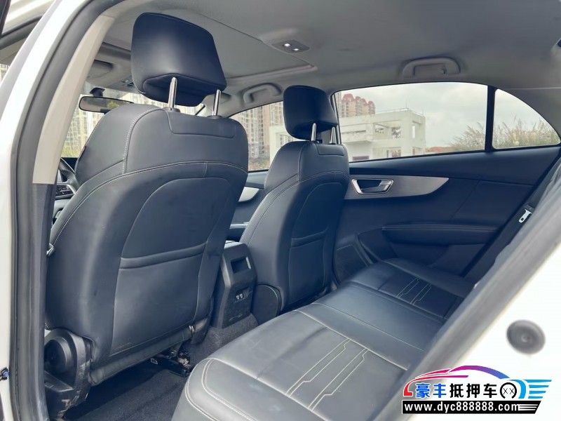 23年比亚迪秦轿车抵押车出售