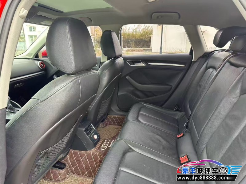 17年奥迪A3轿车抵押车出售