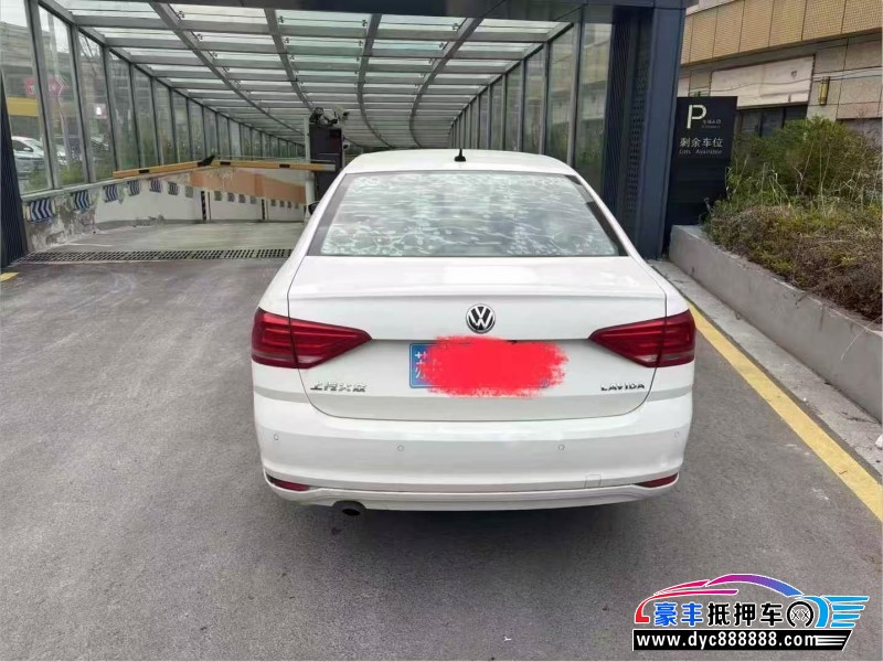 17年大众朗逸轿车抵押车出售