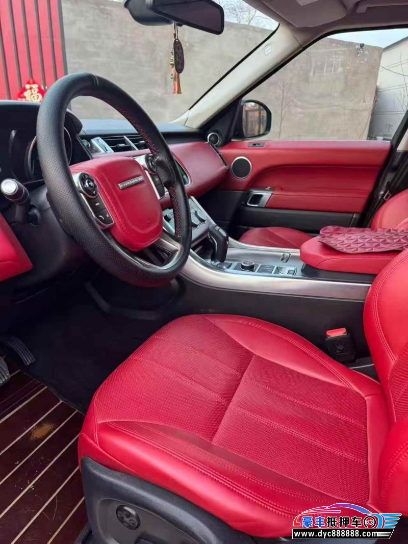 17年路虎揽胜运动轿车抵押车出售