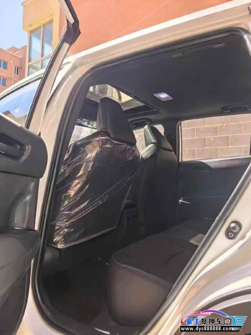 26年丰田卡罗拉轿车抵押车出售