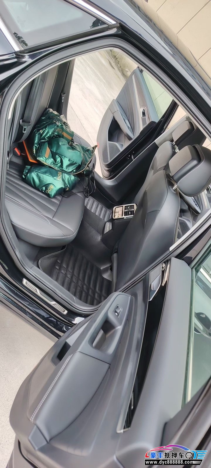 25年大众帕萨特轿车抵押车出售