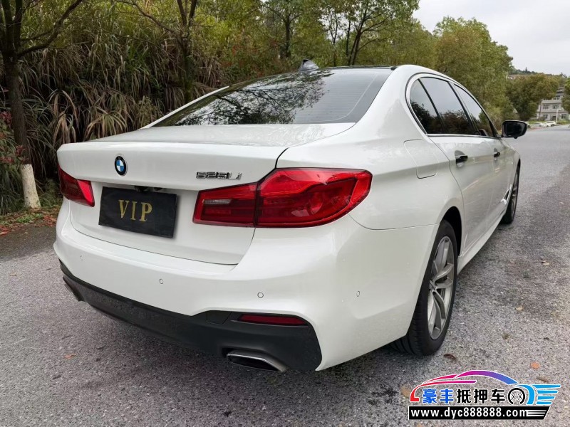 20年宝马5系轿车抵押车出售