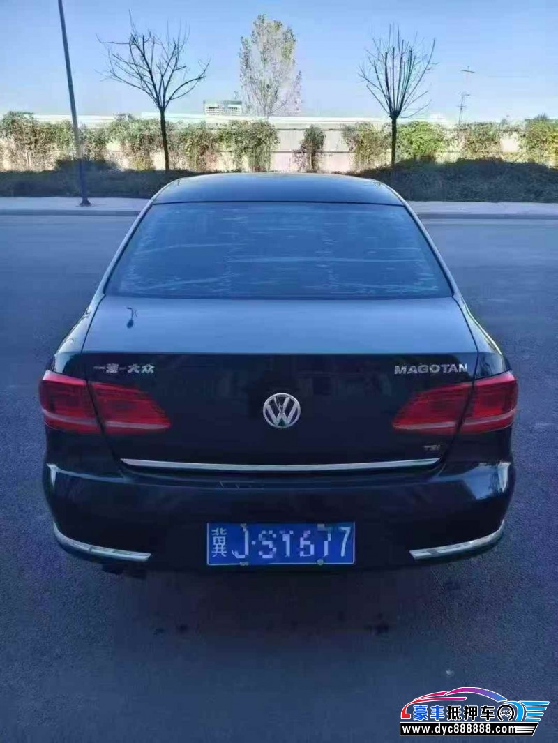 14年大众迈腾轿车抵押车出售