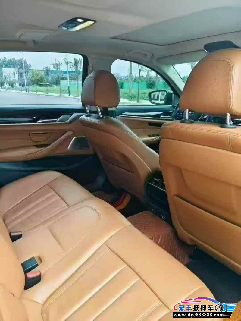 18年宝马5系轿车抵押车出售